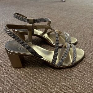 Naturalizer Champagne Heel